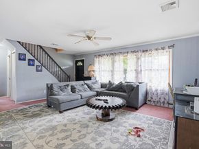 2 Quay Road, Levittown PA 19057