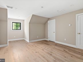 2733 Chesapeake Street NW, Washington DC 20008