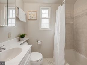 2312 N Dearing Street, Alexandria VA 22302