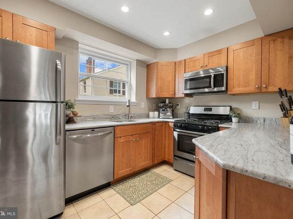 2312 N Dearing Street, Alexandria VA 22302