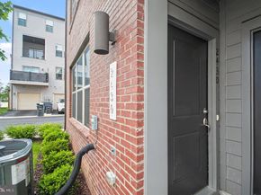 2430 Silver Line Alley, Herndon VA 20171
