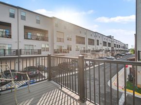 2430 Silver Line Alley, Herndon VA 20171