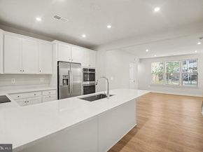2430 Silver Line Alley, Herndon VA 20171