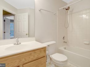 903 Harrison Circle, Alexandria VA 22304