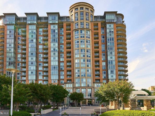 8220 Crestwood Heights Drive 1417, Mclean VA 22102