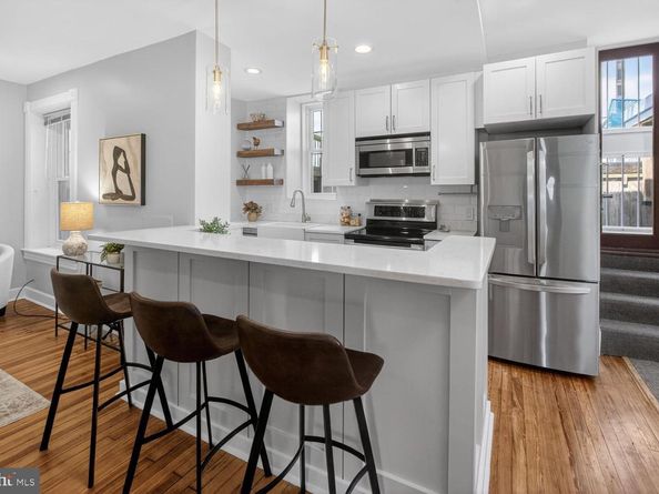 2510 Cliffbourne Place NW 300, Washington DC 20009
