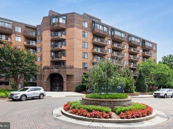 2111 Wisconsin Avenue NW 411, Washington DC 20007