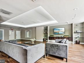 2111 Wisconsin Avenue NW 411, Washington DC 20007