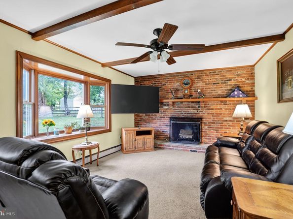 69 Beth Drive, Richboro PA 18954