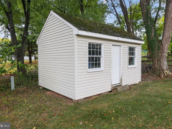 69 Beth Drive, Richboro PA 18954