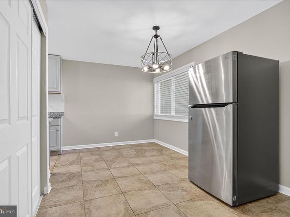 402 Reneau Way, Herndon VA 20170