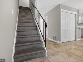 402 Reneau Way, Herndon VA 20170