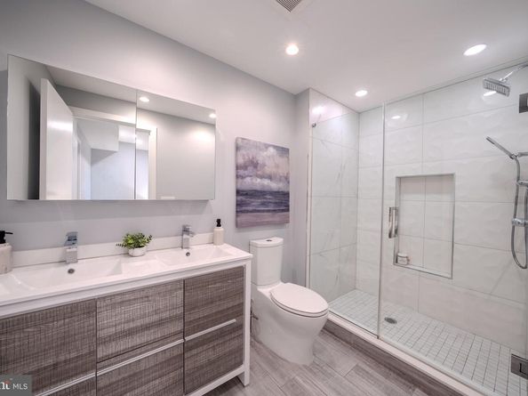 769 N Uber Street 1, Philadelphia PA 19130