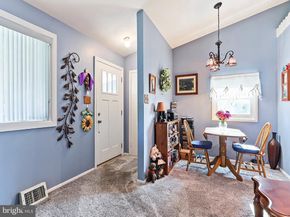 194 Ann Lane, Warminster PA 18974
