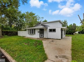 305 Miller Avenue, Croydon PA 19021