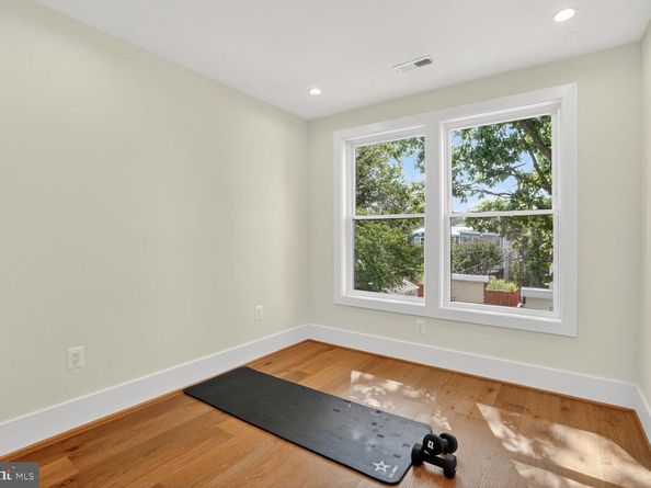 1334 Longfellow Street NW, Washington DC 20011
