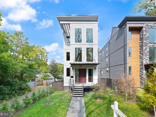 6116 30TH Street NW, Washington DC 20015