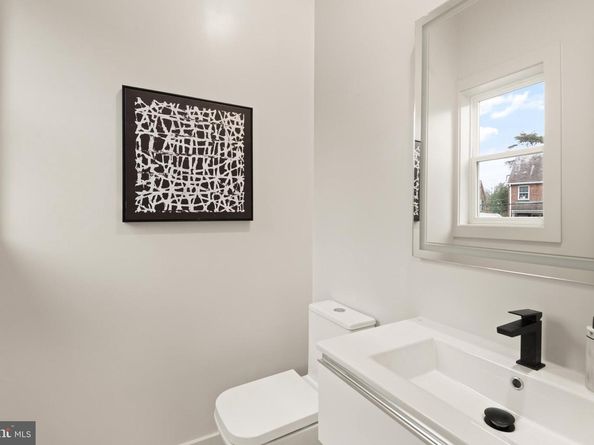 6116 30TH Street NW, Washington DC 20015