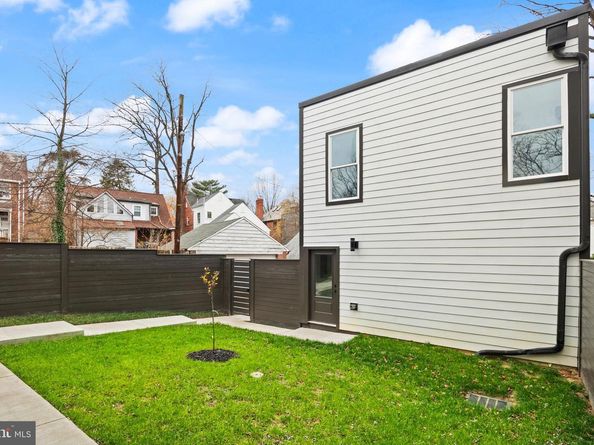 6116 30TH Street NW, Washington DC 20015