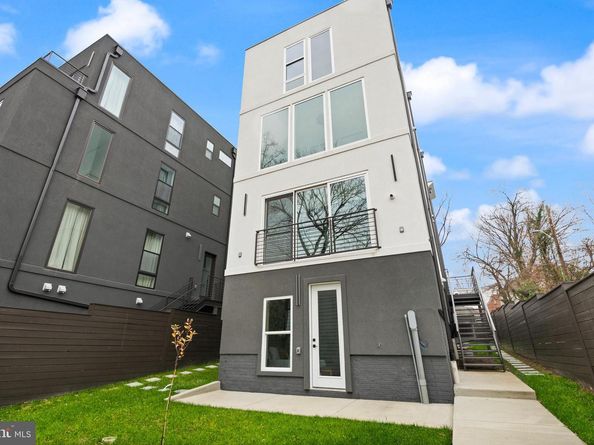 6116 30TH Street NW, Washington DC 20015