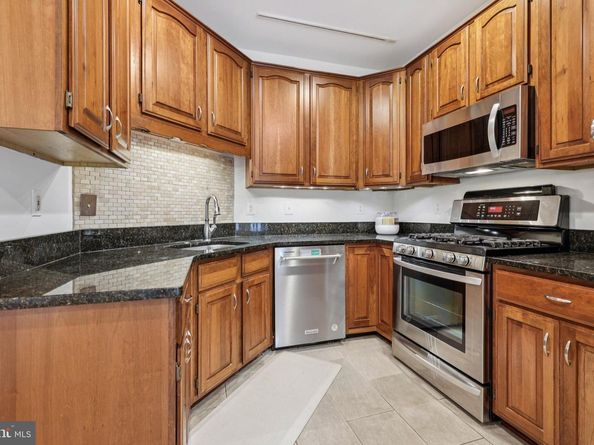 2177 Wolftrap Court, Vienna VA 22182