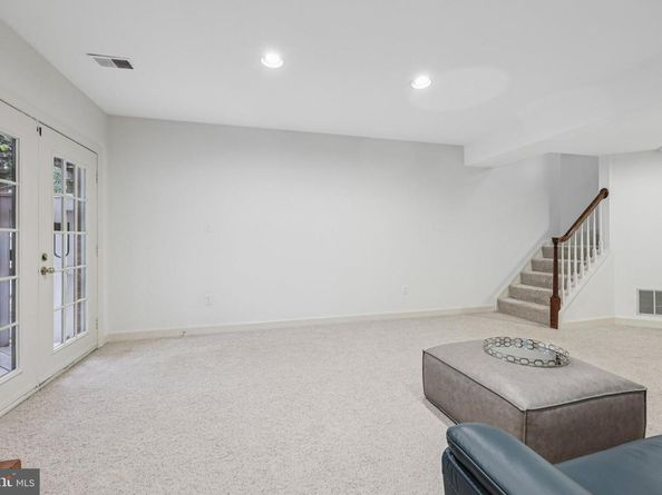 2177 Wolftrap Court, Vienna VA 22182