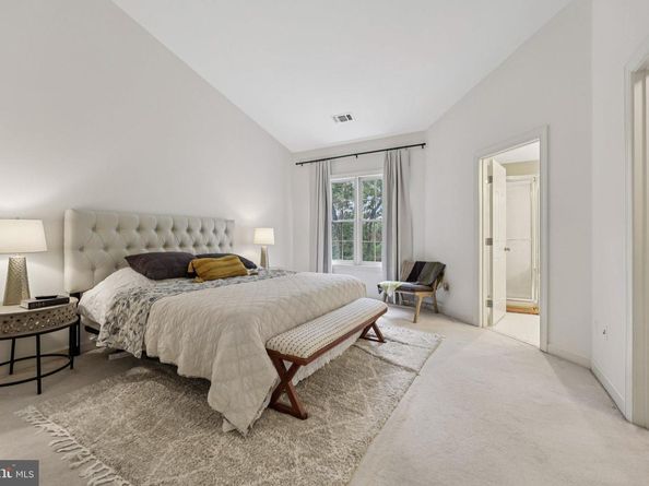 2177 Wolftrap Court, Vienna VA 22182