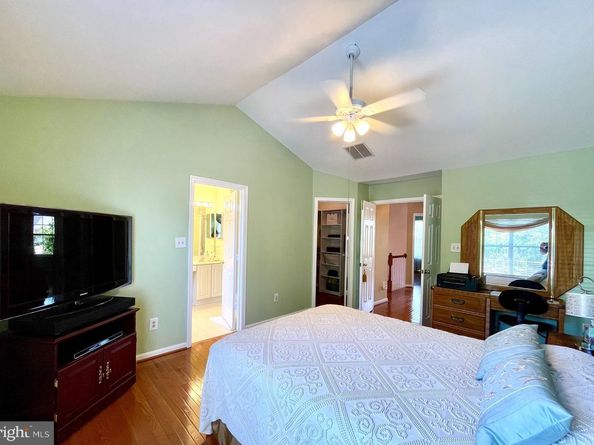 45439 Baggett Terrace, Sterling VA 20166