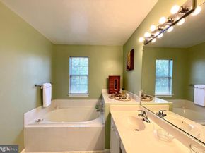 45439 Baggett Terrace, Sterling VA 20166