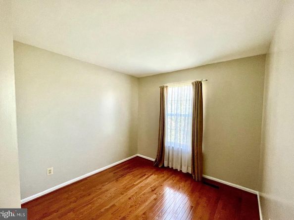 45439 Baggett Terrace, Sterling VA 20166
