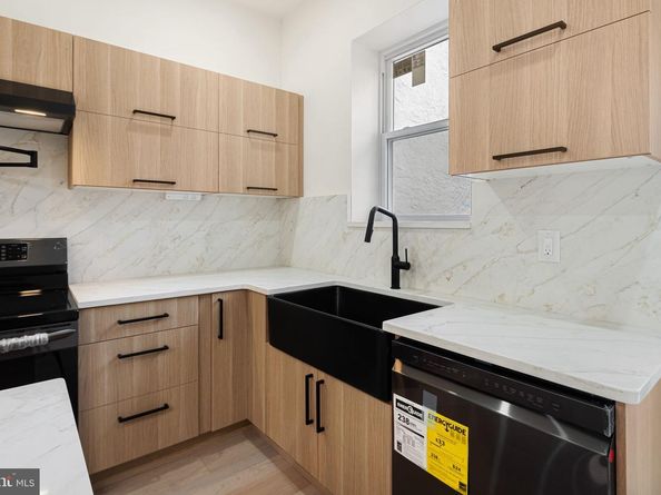 1419 Wharton Street, Philadelphia PA 19146