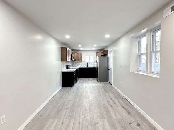 2628 S 7TH Street, Philadelphia PA 19148