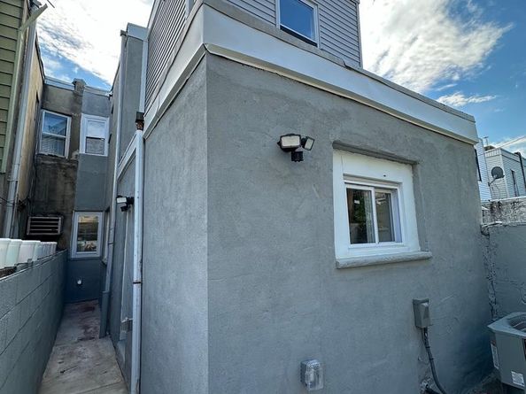2628 S 7TH Street, Philadelphia PA 19148