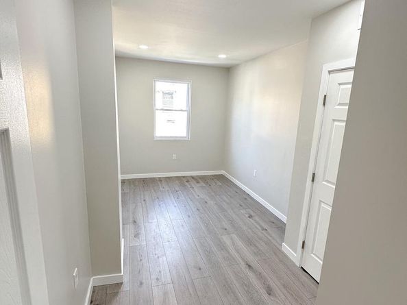 2628 S 7TH Street, Philadelphia PA 19148