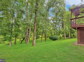 8304 Forestree Court, Vienna VA 22182