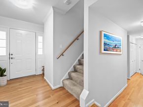 8304 Forestree Court, Vienna VA 22182