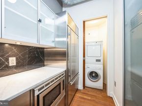105 S 12TH Street 402, Philadelphia PA 19107