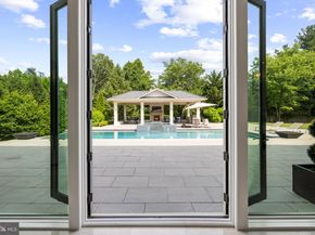 8880 Bradley Boulevard, Bethesda MD 20817