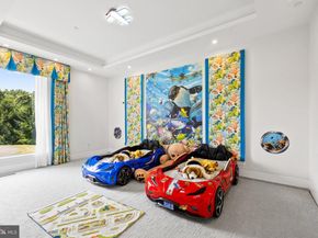 8880 Bradley Boulevard, Bethesda MD 20817