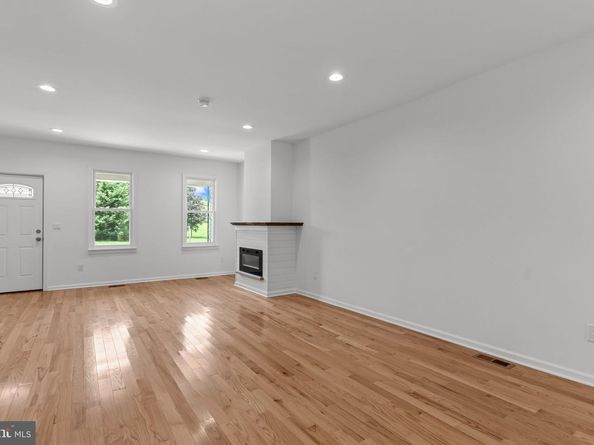 446 Pond Street, Bristol PA 19007