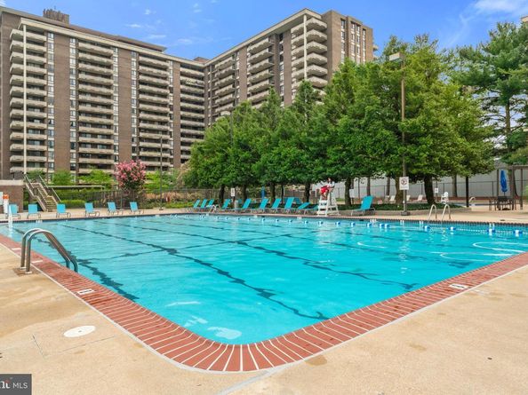 1800 Old Meadow Road 1218, Mclean VA 22102
