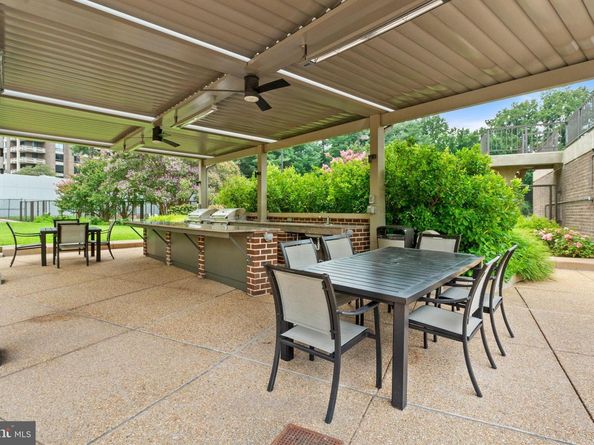 1800 Old Meadow Road 1218, Mclean VA 22102