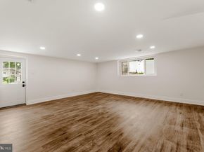 7101 N Mount Pleasant Place, Philadelphia PA 19119