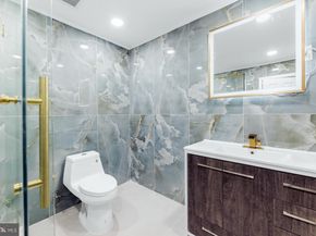 7101 N Mount Pleasant Place, Philadelphia PA 19119