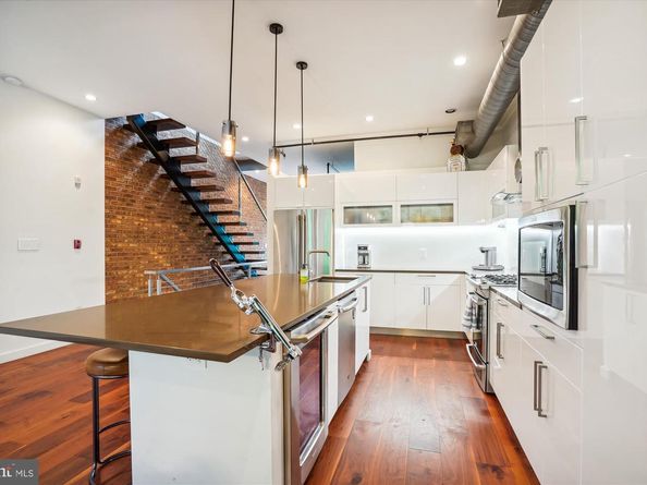 2713 Mount Vernon Avenue, Alexandria VA 22301