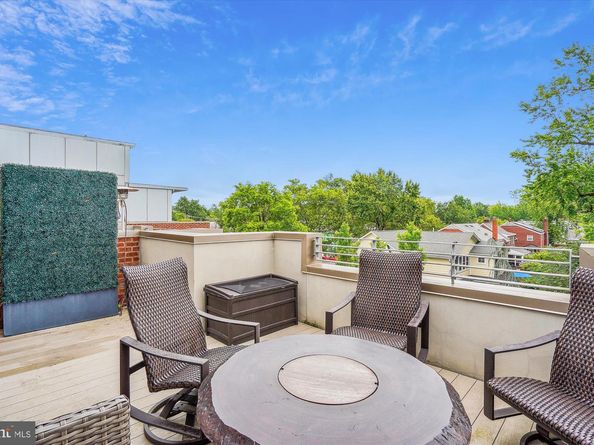 2713 Mount Vernon Avenue, Alexandria VA 22301