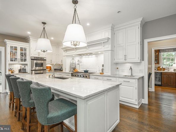 14 Old Cabin Road, Newtown PA 18940