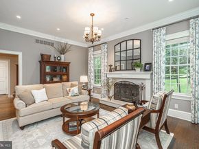 14 Old Cabin Road, Newtown PA 18940