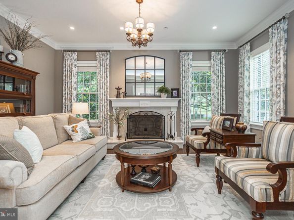 14 Old Cabin Road, Newtown PA 18940