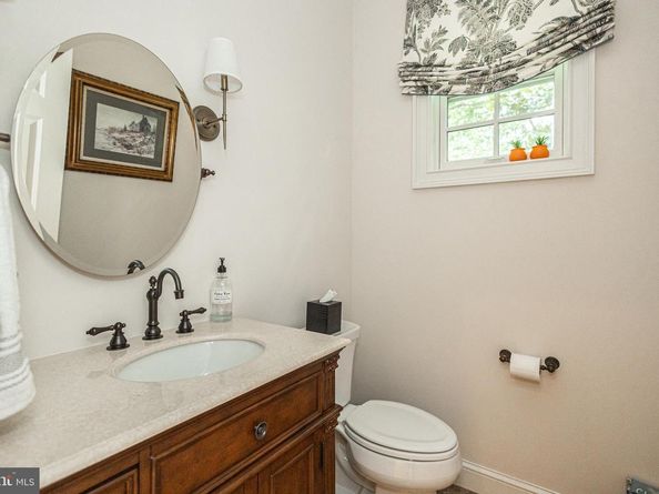 14 Old Cabin Road, Newtown PA 18940